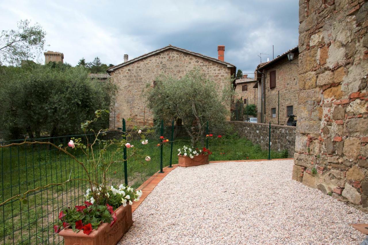 Torre Appartamento Con Vista Monticchiello Bagian luar foto
